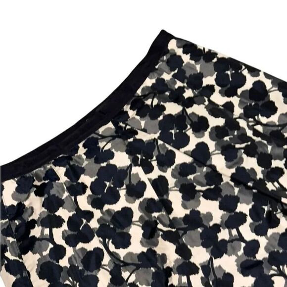 Women’s Weekend Max Mara A-Line floral mini floral Skirt size 12 with pockets - Picture 5 of 7